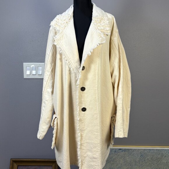 FITZ 100% Cotton Jacket in Cream Made in Canada - Picture 11 of 13